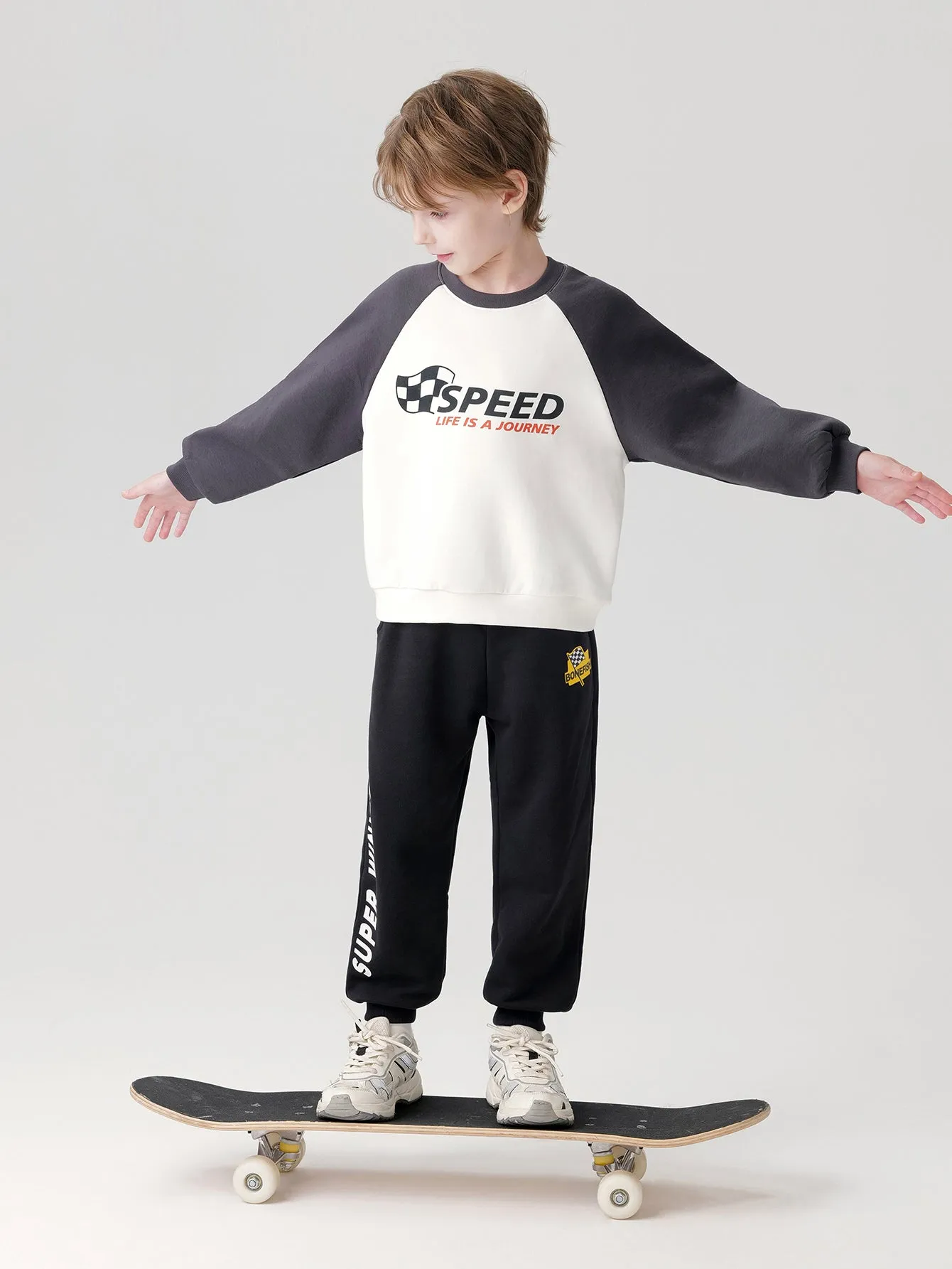 MARC & JANIE Boys Raglan Sleeve Sweatshirt 240996