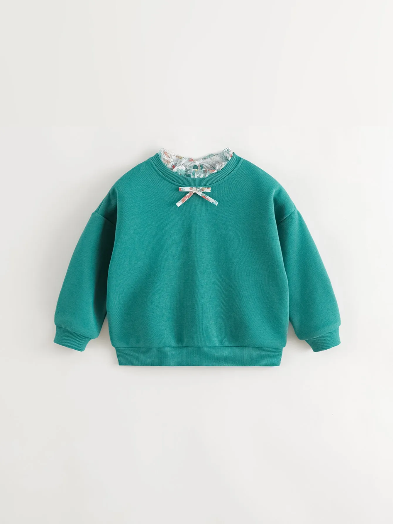 MARC & JANIE GIrls Sweet Wooden Earring Sweatshirt 241095